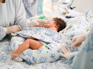Pós-graduação Fisioterapia em Terapia Intensiva – Atuação Pediátrica e Neonatal - Matrícula Com Estágio Turma 2026